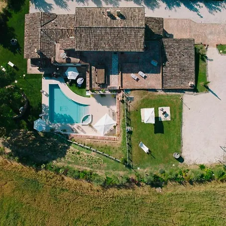 Villa Azzurro Di Vallepietra Camporotondo di Fiastrone