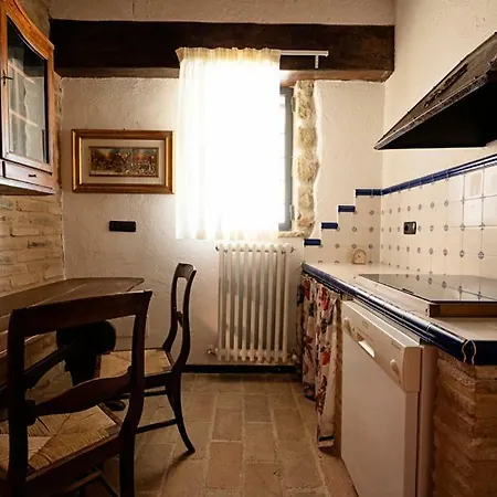 Azzurro Di Vallepietra * Camporotondo di Fiastrone